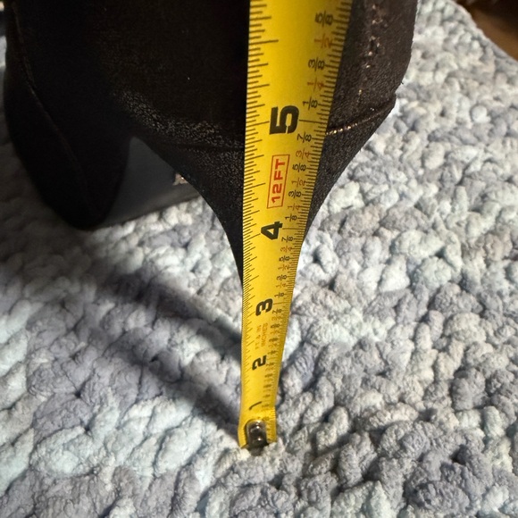 Shimmering Gold Heeled Boots - Picture 11 of 12